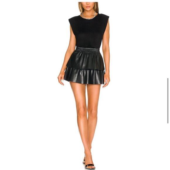 Alice + Olivia Jia‎ Vegan Leather Mini Skirt in Black Size 8 Revolve Ruffles - Picture 1 of 12